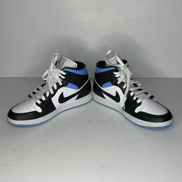 Nike Jordan 1 Mid in University Blue - Picture 5 of 16